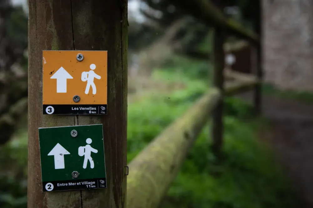 Signalétique à Saint-Étienne-de-Cuines